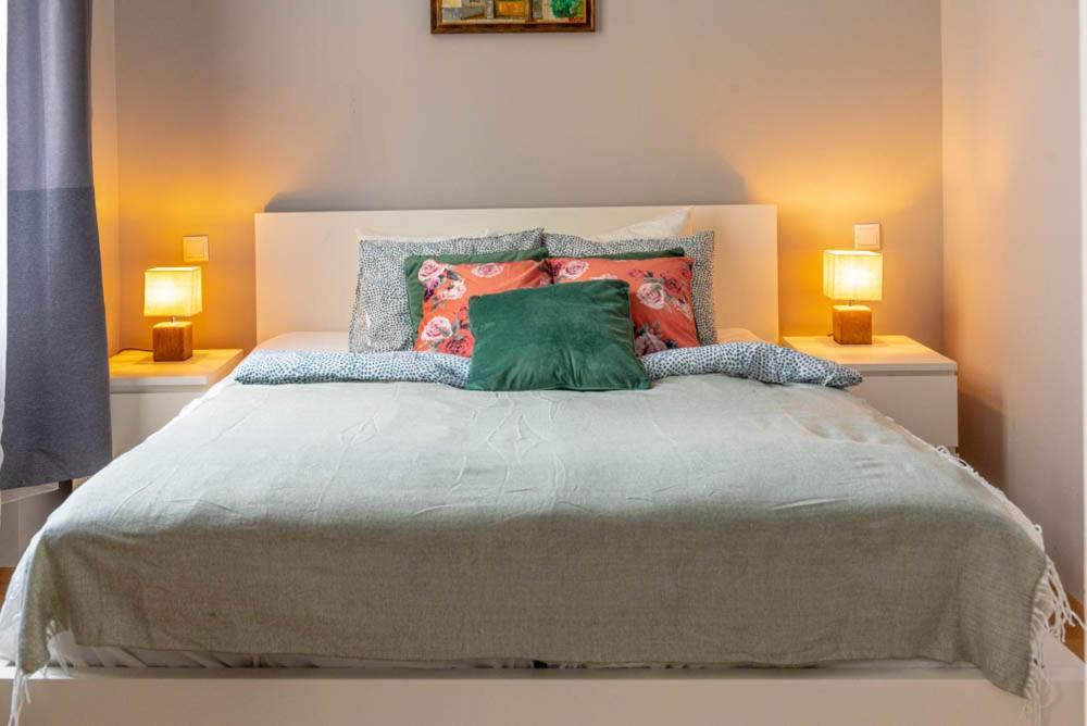 Appartamento Maria Topfive With Free Private Parking Budapest Esterno foto